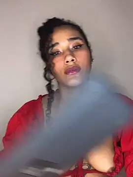 Snapshot of jaderossxx chatting on 4, 2, 2025 jaderossxx online show from 4, 2, 2025