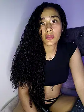 Snapshot of jaderossxx chatting on 5, 10, 2025 jaderossxx online show from 5, 10, 2025