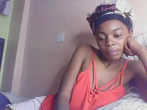 Snapshot of sweetanabella4 chatting on 17, 11, 2025 sweetanabella4 online show from 17, 11, 2025