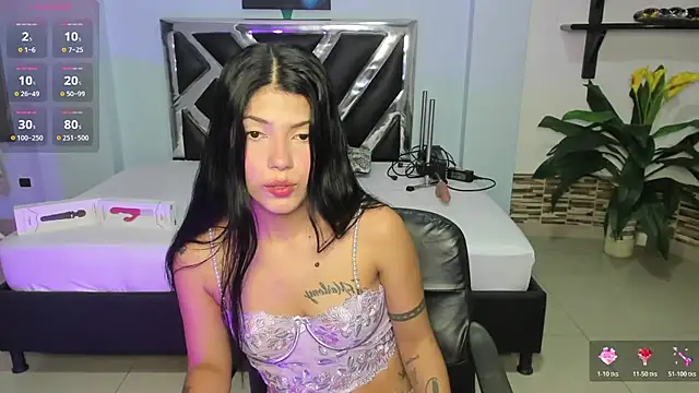 Snapshot of EroticAzir chatting on 12, 11, 2025 EroticAzir online show from 12, 11, 2025