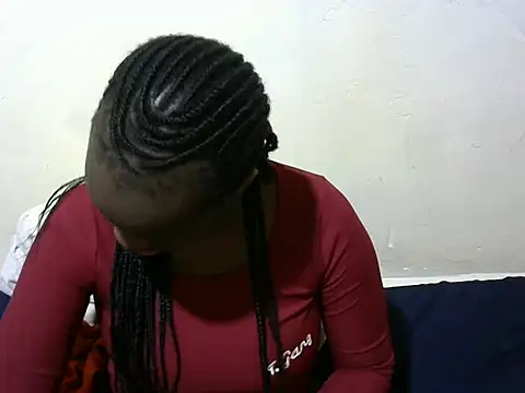 Snapshot of Thicky_kyla chatting on 20, 12, 2025 Thicky kyla online show from 20, 12, 2025