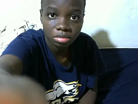 Snapshot of Thicky_kyla chatting on 8, 3, 2026 Thicky kyla online show from 8, 3, 2026