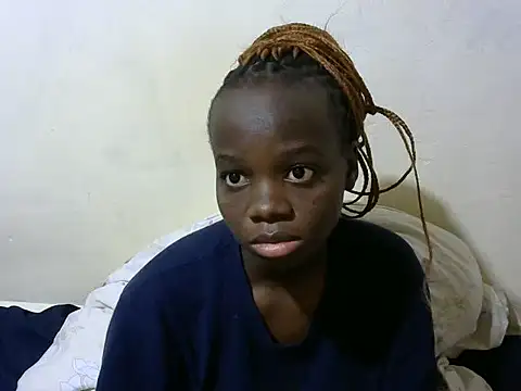 Snapshot of Thicky_kyla chatting on 8, 3, 2026 Thicky kyla online show from 8, 3, 2026