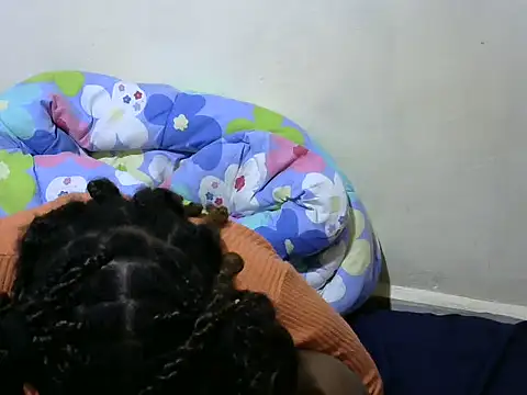 Snapshot of Thicky_kyla chatting on 24, 5, 2026 Thicky kyla online show from 24, 5, 2026