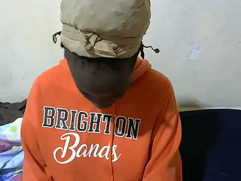 Snapshot of Thicky_kyla chatting on 5, 6, 2026 Thicky kyla online show from 5, 6, 2026