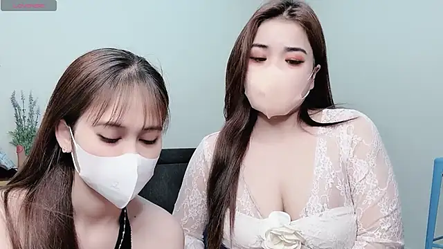 Snapshot of LyLy_Office chatting on 10, 3, 2025 LyLy Office online show from 10, 3, 2025