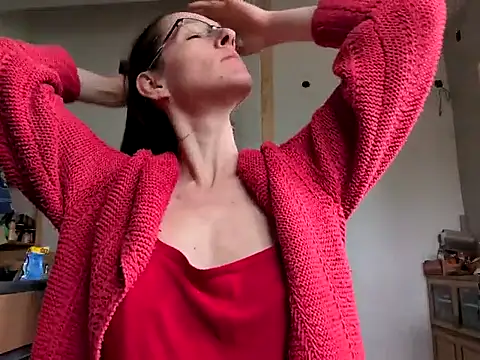 Milky hairy mommy online show from 13, 2, 2025