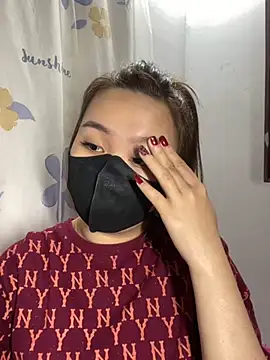 Snapshot of Odette68 chatting on 18, 12, 2024 Odette68 online show from 18, 12, 2024