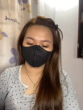 Snapshot of Odette68 chatting on 19, 12, 2024 Odette68 online show from 19, 12, 2024