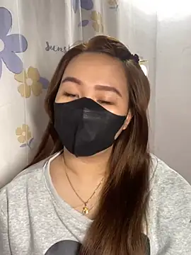 Snapshot of Odette68 chatting on 21, 12, 2024 Odette68 online show from 21, 12, 2024