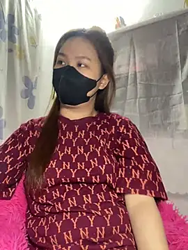 Snapshot of Odette68 chatting on 6, 3, 2025 Odette68 online show from 6, 3, 2025