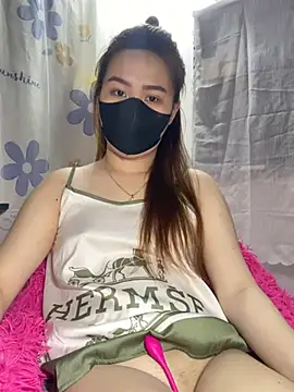 Snapshot of Odette68 chatting on 13, 3, 2025 Odette68 online show from 13, 3, 2025