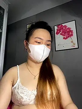 Snapshot of Odette68 chatting on 10, 9, 2025 Odette68 online show from 10, 9, 2025