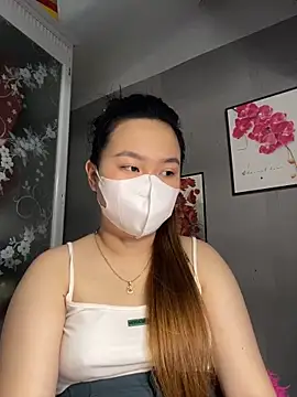 Snapshot of Odette68 chatting on 15, 9, 2025 Odette68 online show from 15, 9, 2025