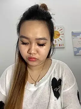 Snapshot of Odette68 chatting on 8, 11, 2025 Odette68 online show from 8, 11, 2025