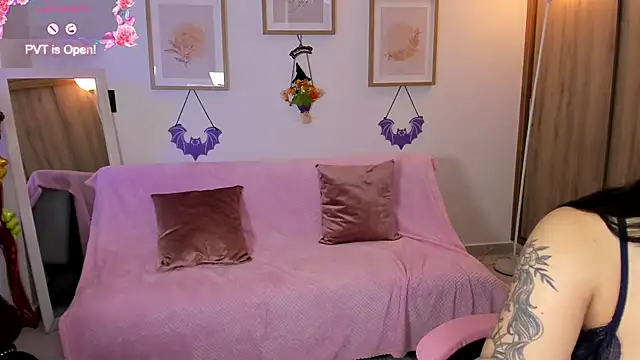 Veronica isaza   online show from 20, 10, 2025