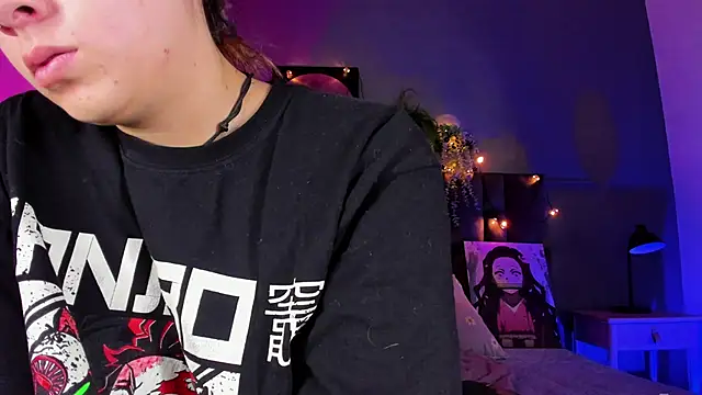 Snapshot of AmbarHills_1 chatting on 11, 10, 2025 AmbarHills 1 online show from 11, 10, 2025