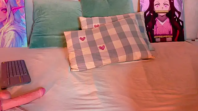 Snapshot of AmbarHills_1 chatting on 24, 11, 2025 AmbarHills 1 online show from 24, 11, 2025