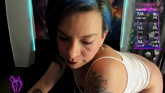 Snapshot of cocochanell6666 chatting on 12, 1, 2025 cocochanell6666 online show from 12, 1, 2025