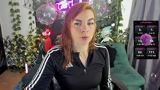 Snapshot of cocochanell6666 chatting on 24, 10, 2025 cocochanell6666 online show from 24, 10, 2025