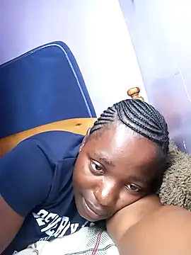 Snapshot of sweet_gal01 chatting on 28, 2, 2025 sweet gal01 online show from 28, 2, 2025