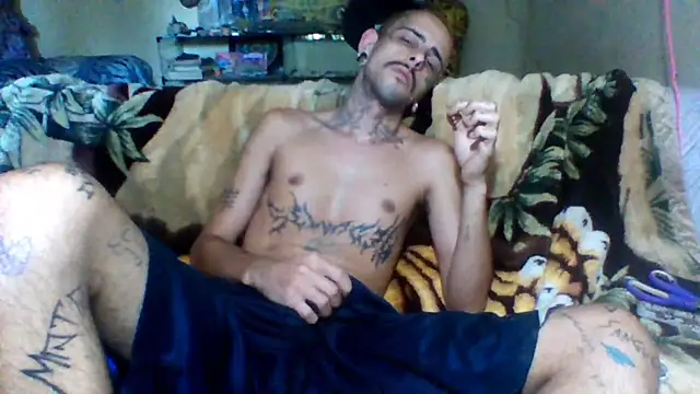 Snapshot of sellvageria chatting on 25, 11, 2025 sellvageria online show from 25, 11, 2025