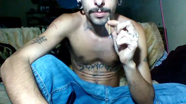 Snapshot of sellvageria chatting on 1, 12, 2025 sellvageria online show from 1, 12, 2025