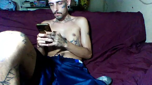 Snapshot of sellvageria chatting on 2, 12, 2025 sellvageria online show from 2, 12, 2025