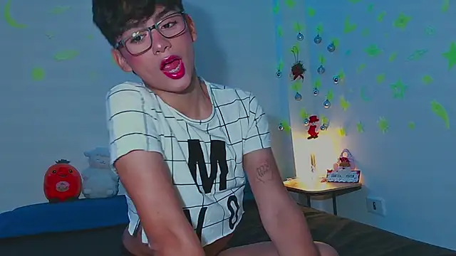 arnold laurent  online show from 8, 12, 2024