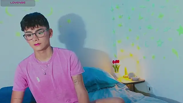 arnold laurent  online show from 16, 3, 2025