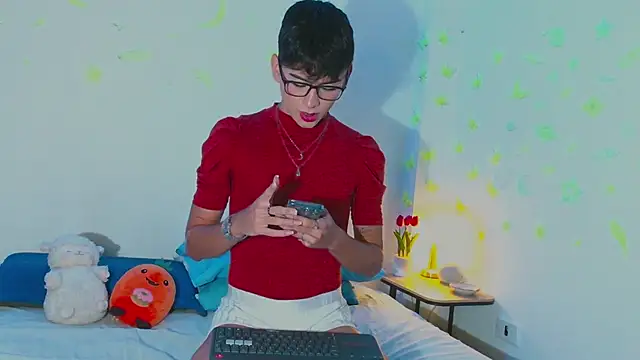 arnold laurent  online show from 18, 3, 2025