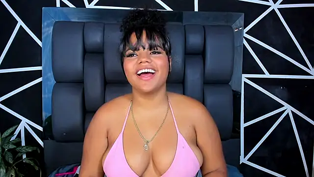 Adams Cloe online show from 4, 3, 2025