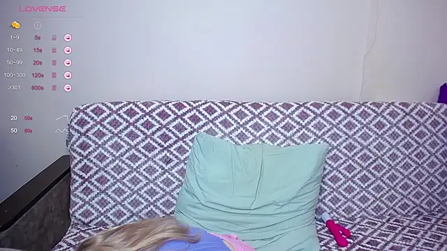 Snapshot of Olivia_Graceee chatting on 14, 12, 2024 Olivia Graceee online show from 14, 12, 2024