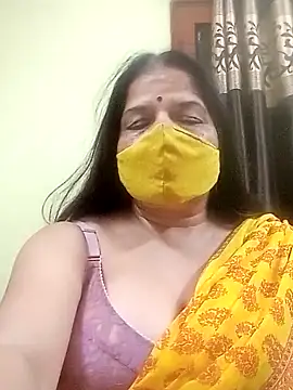 Snapshot of IndianAngle chatting on 7, 10, 2025 IndianAngle online show from 7, 10, 2025