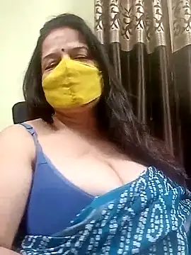 Snapshot of IndianAngle chatting on 31, 10, 2025 IndianAngle online show from 31, 10, 2025