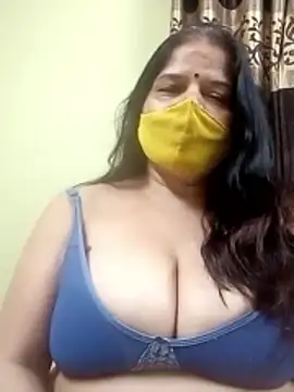 Snapshot of IndianAngle chatting on 27, 11, 2025 IndianAngle online show from 27, 11, 2025