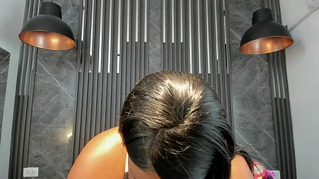 SaraiEvans online show from 9, 1, 2026