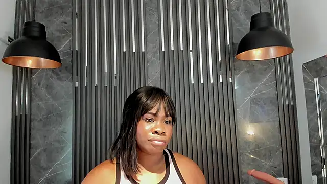 SaraiEvans online show from 24, 2, 2026