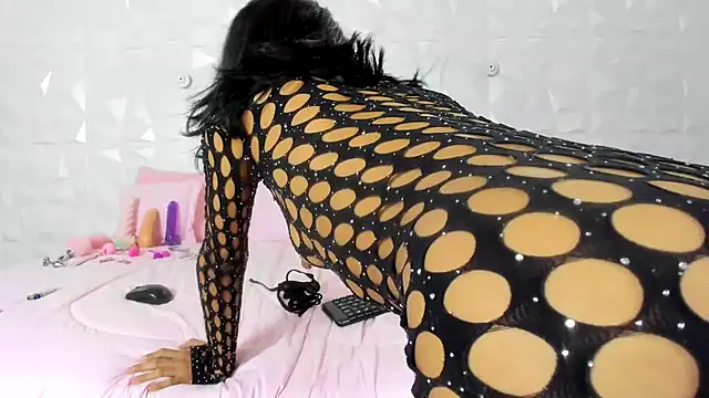 Snapshot of AndreaPinkNaughty chatting on 14, 12, 2024 AndreaPinkNaughty online show from 14, 12, 2024