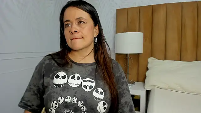 Snapshot of Daphne81_ chatting on 1, 3, 2025 Daphne81  online show from 1, 3, 2025