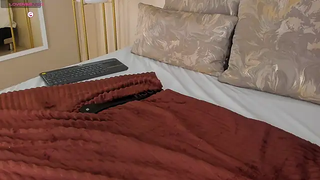 Snapshot of AylinMillerxs chatting on 13, 2, 2025 AylinMillerxs online show from 13, 2, 2025