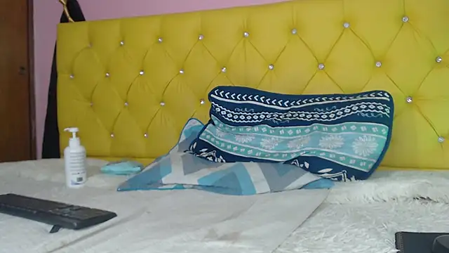 Snapshot of Aidan_twink chatting on 2, 3, 2025 Aidan twink online show from 2, 3, 2025