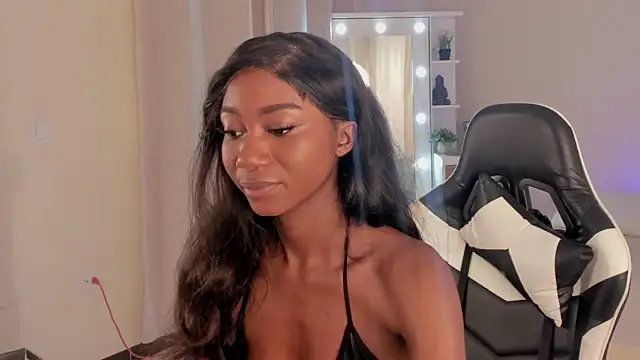 SavannahWildee online show from 4, 3, 2025