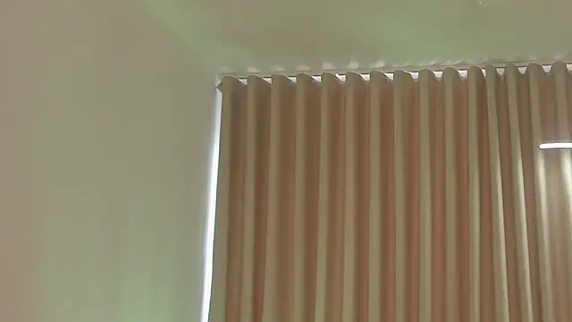 SavannahWildee online show from 13, 9, 2025