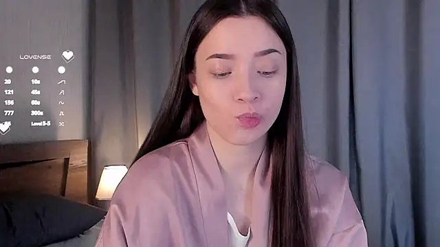 Snapshot of LowOncoming chatting on 10, 1, 2025 LowOncoming online show from 10, 1, 2025