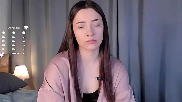 Snapshot of LowOncoming chatting on 13, 1, 2025 LowOncoming online show from 13, 1, 2025