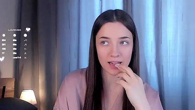 Snapshot of LowOncoming chatting on 13, 1, 2025 LowOncoming online show from 13, 1, 2025