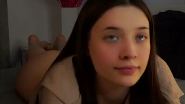 Snapshot of LowOncoming chatting on 15, 2, 2025 LowOncoming online show from 15, 2, 2025