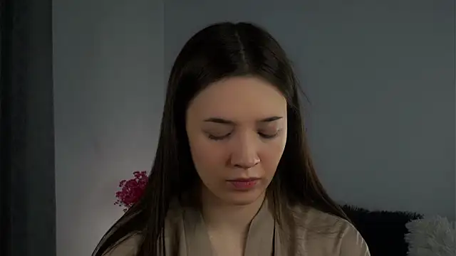 Snapshot of LowOncoming chatting on 19, 2, 2025 LowOncoming online show from 19, 2, 2025