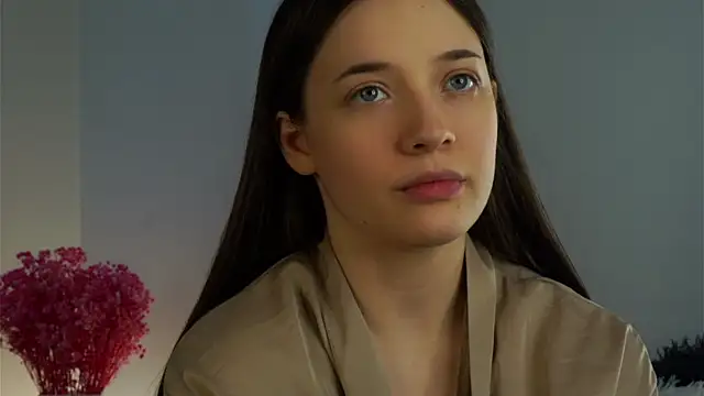 Snapshot of LowOncoming chatting on 19, 2, 2025 LowOncoming online show from 19, 2, 2025